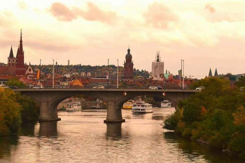 Willkommen In Wuerzburg اهلا بكم فى Willcome المظهر الخارجي الصورة
